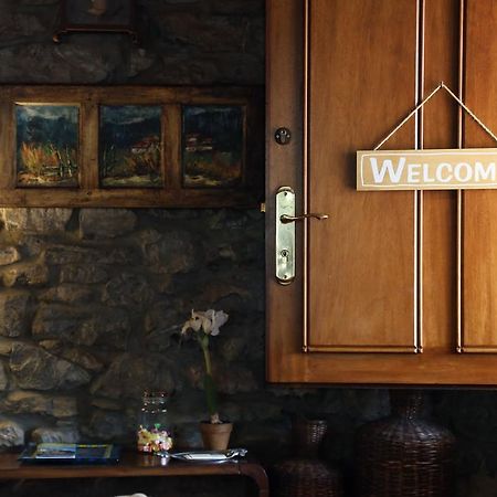 ホテル Casa De Aldea La Pumariega Caces エクステリア 写真