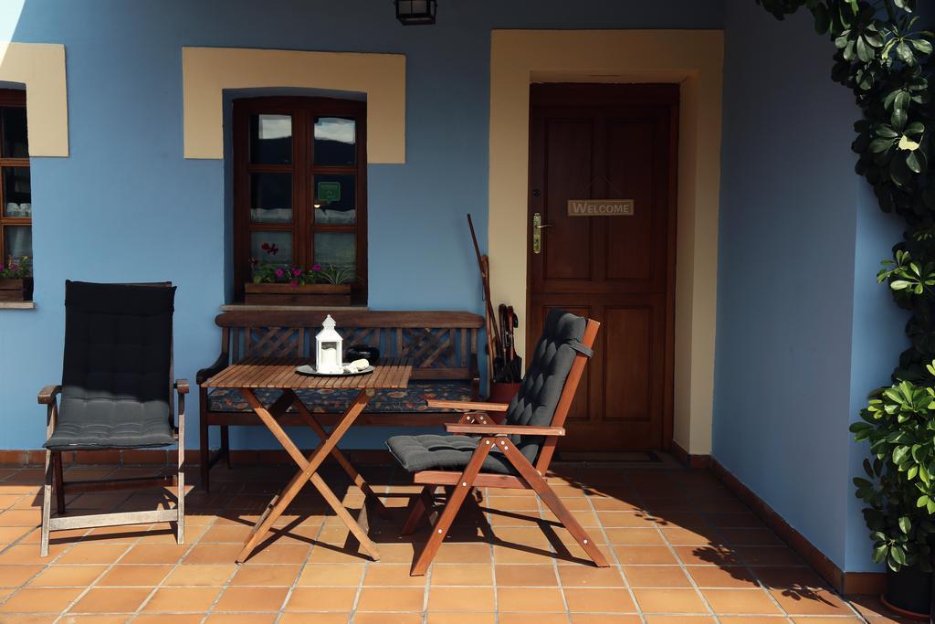 ホテル Casa De Aldea La Pumariega Caces エクステリア 写真