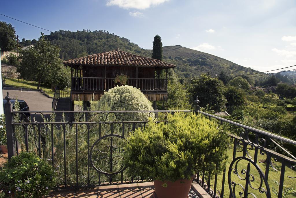 ホテル Casa De Aldea La Pumariega Caces エクステリア 写真